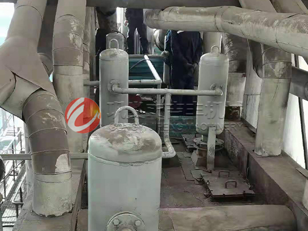 �������F��